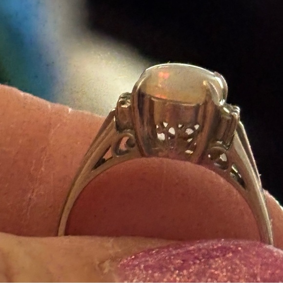 Elegant Opal 18 kt platinum silver ring with natural diamonds - Picture 9 of 11